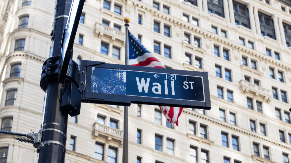 Stocks are breaking new maximum