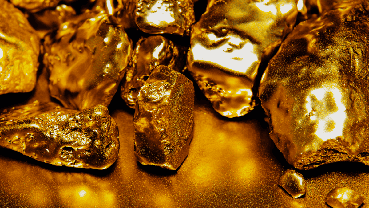 Gold is heading for a historic high